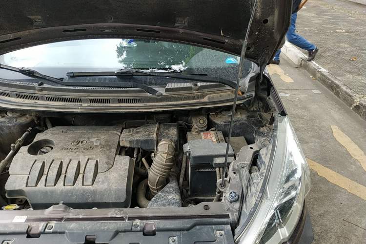 Used BAIC Changhe Q25 2016 1.5L Automatic Lehui Edition Engine Bay Left