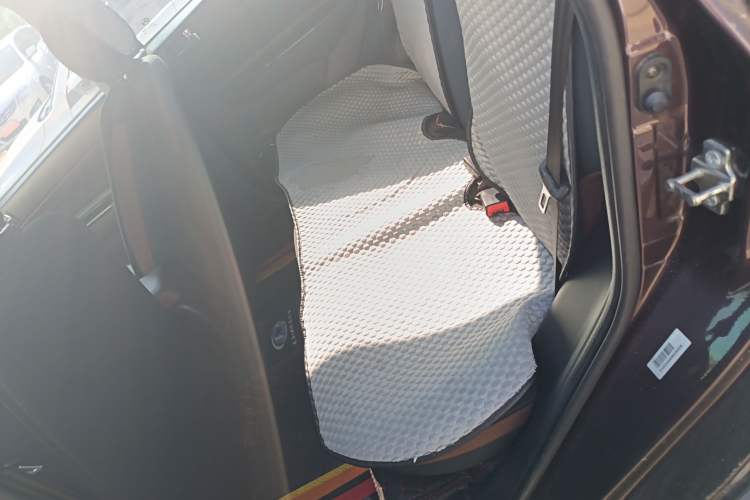 Used BAIC Changhe Q25 2016 1.5L Manual Lehui Edition Interior 1