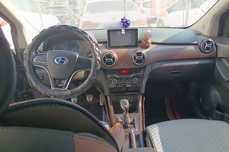 Used BAIC Changhe Q25 2016 1.5L Manual Lehui Edition Interior 3