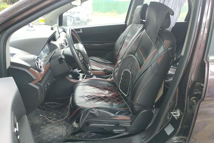 Used BAIC Changhe Q25 2016 1.5L Automatic Lehui Edition Left Front Seat