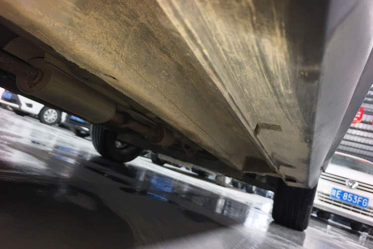 Used BAIC Changhe Q25 2016 1.5L Manual Lehui Edition Right Side Sill