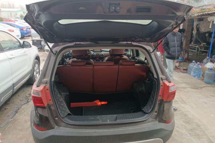 Used BAIC Changhe Q25 2016 1.5L Manual Fun Edition Trunk