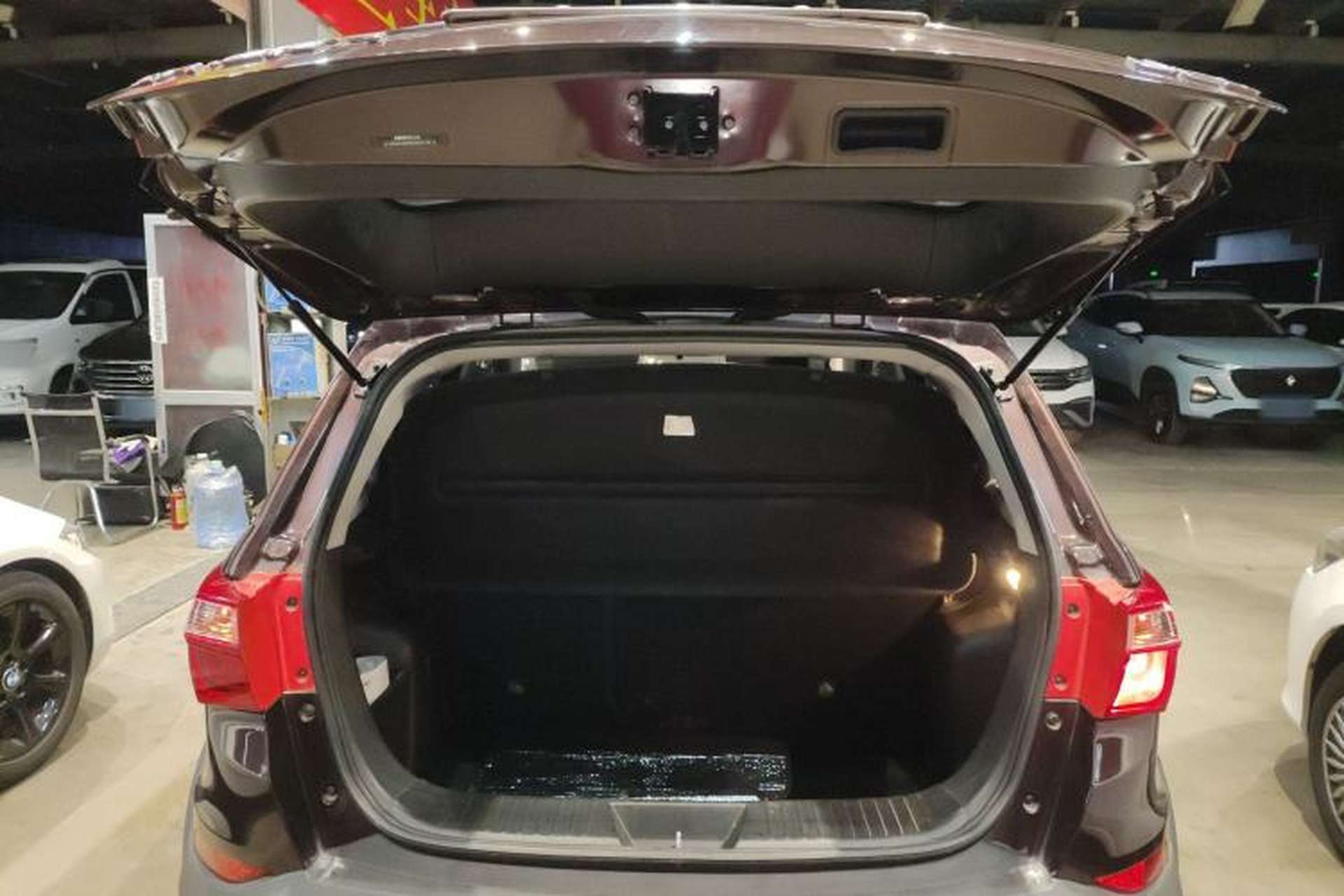 Used BAIC Changhe Q25 2016 1.5L Automatic Lehui Edition Trunk