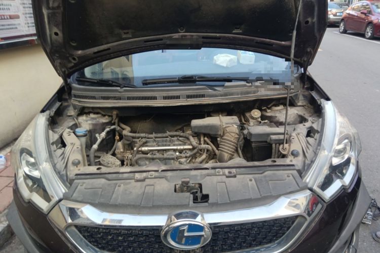 Used BAIC Changhe Q25 2016 1.5L Manual Fun Edition Engine Bay