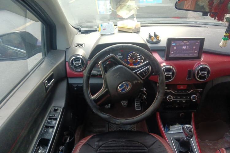 Used BAIC Changhe Q25 2016 1.5L Manual Fun Edition Steering Wheel