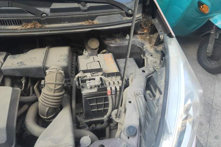 Used BAIC Changhe Q25 2016 1.5L Automatic Lehui Edition Engine Bay Left