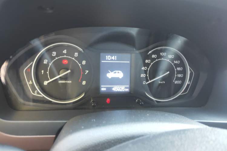Used BAIC Changhe Q25 2016 1.5L Automatic Lehui Edition Instrument Cluster