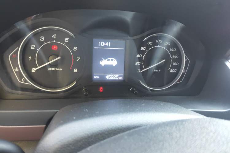 Used BAIC Changhe Q25 2016 1.5L Automatic Lehui Edition Odometer Close Up