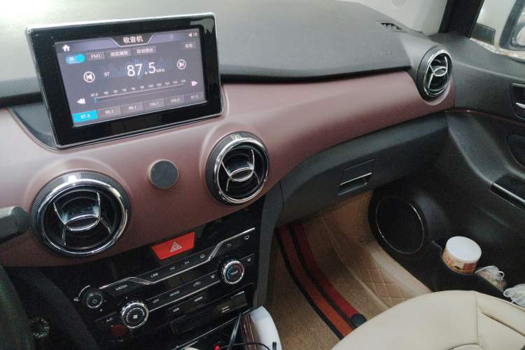 Used BAIC Changhe Q25 2016 1.5L Manual Fun Edition Audio And AC Panel