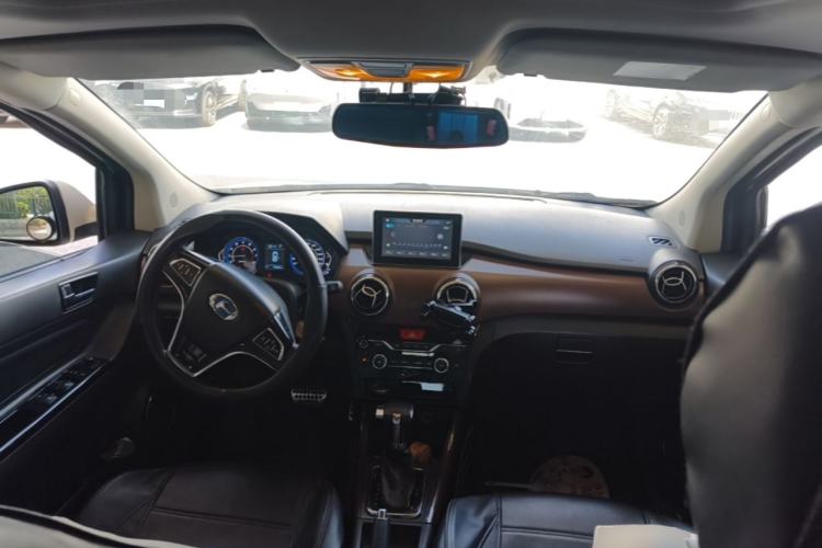 Used BAIC Changhe Q25 2016 1.5L Automatic Lehui Edition Center Console