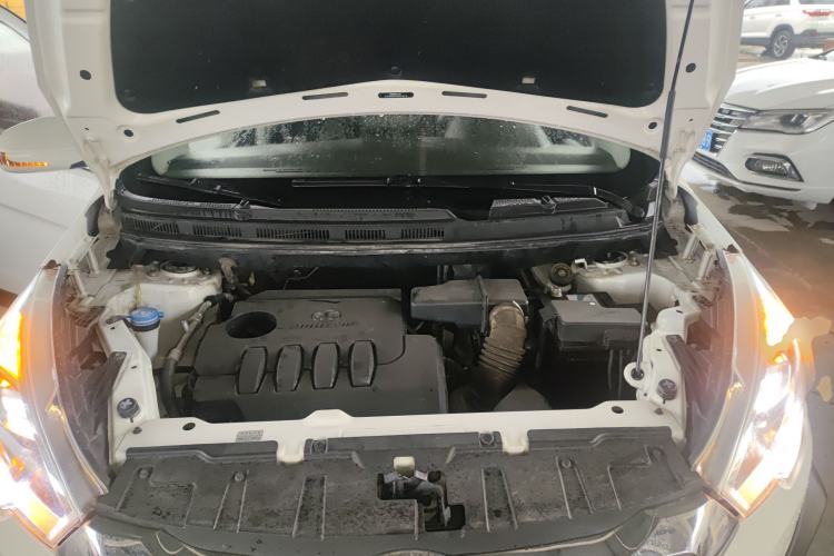 Used BAIC Changhe Q25 2016 1.5L Manual Lehui Edition Engine Bay
