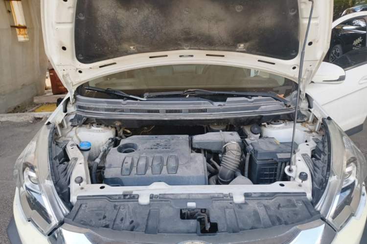 Used BAIC Changhe Q25 2016 1.5L Automatic Lehui Edition Engine Bay