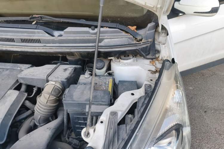 Used BAIC Changhe Q25 2016 1.5L Automatic Lehui Edition Engine Bay Left