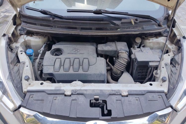 Used BAIC Changhe Q25 2016 1.5L Automatic Lehui Edition Engine Bay