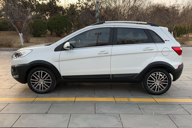 Used BAIC Changhe Q25 2016 1.5L Manual Lehui Edition Exterior 6