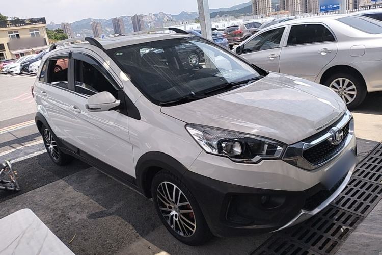 Used BAIC Changhe Q25 2016 1.5L Manual Lehui Edition Front Right 45 Deg