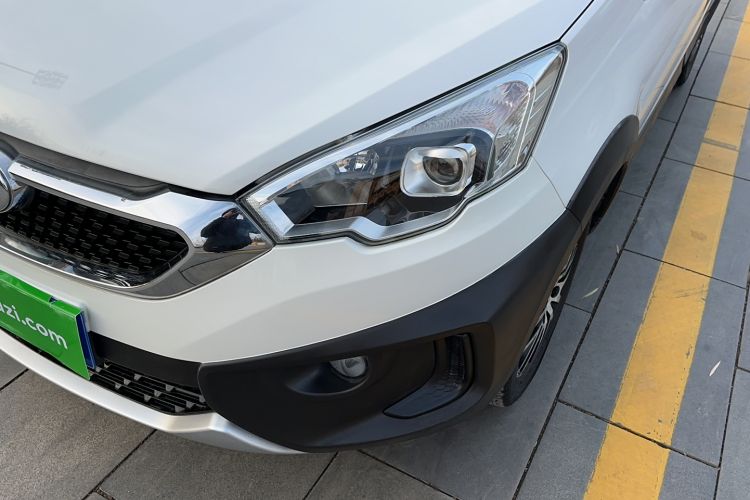 Used BAIC Changhe Q25 2016 1.5L Manual Lehui Edition Left Front Headlight