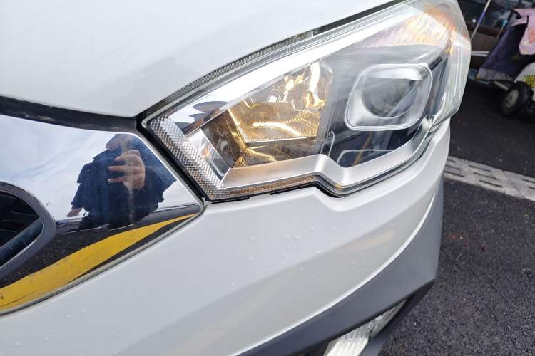 Used BAIC Changhe Q25 2016 1.5L Manual Lehui Edition Left Front Headlight