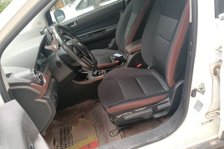Used BAIC Changhe Q25 2016 1.5L Manual Lehui Edition Left Front Seat