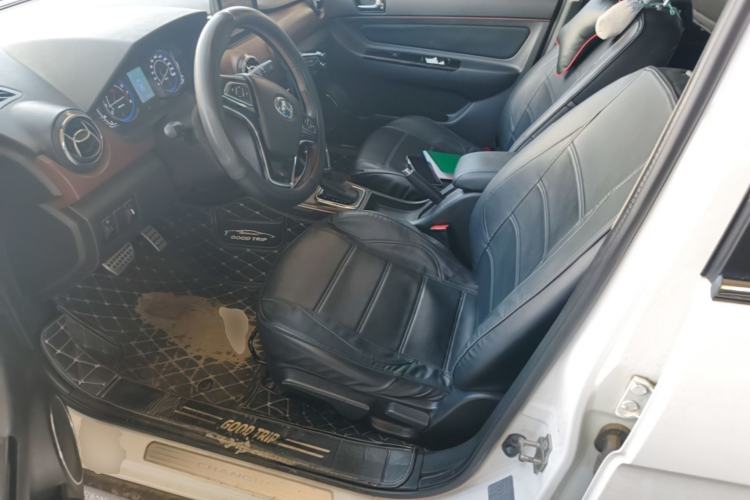 Used BAIC Changhe Q25 2016 1.5L Automatic Lehui Edition Left Front Seat