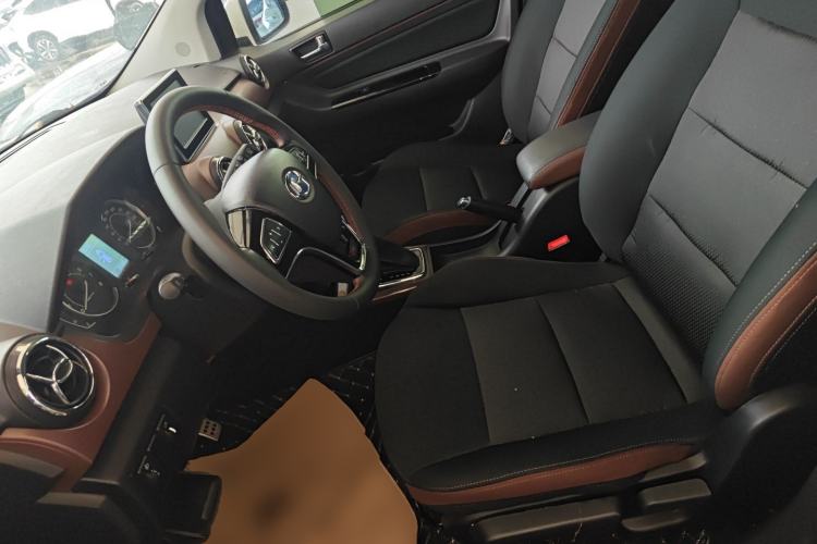 Used BAIC Changhe Q25 2016 1.5L Automatic Lehui Edition Left Front Seat