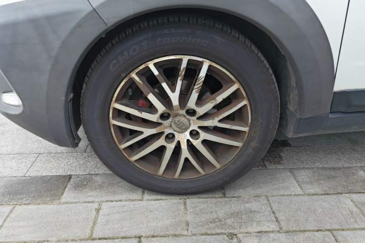 Used BAIC Changhe Q25 2016 1.5L Automatic Lehui Edition Left Front Wheel Hub