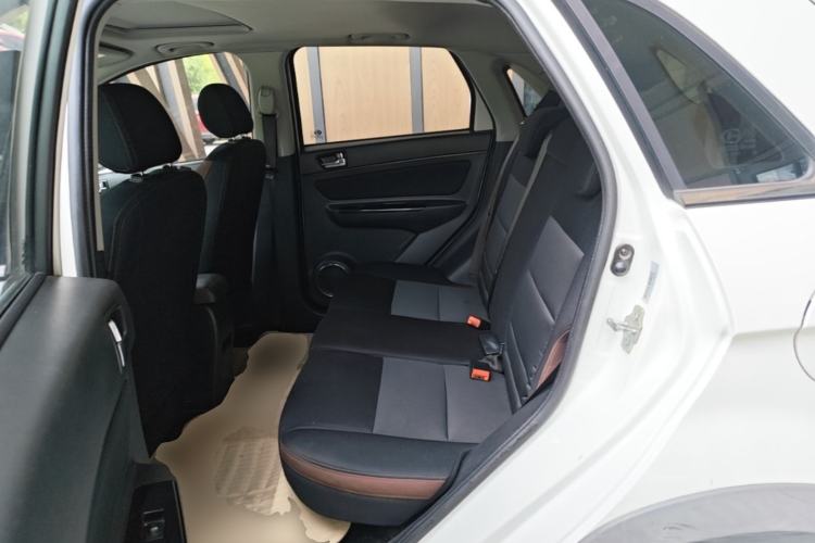 Used BAIC Changhe Q25 2016 1.5L Automatic Lehui Edition Left Rear Seat