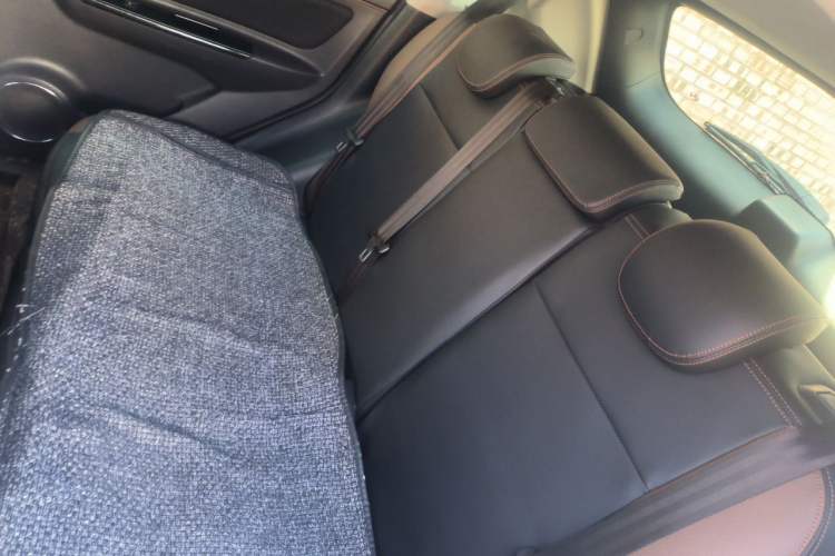 Used BAIC Changhe Q25 2016 1.5L Manual Lehui Edition Left Rear Seat
