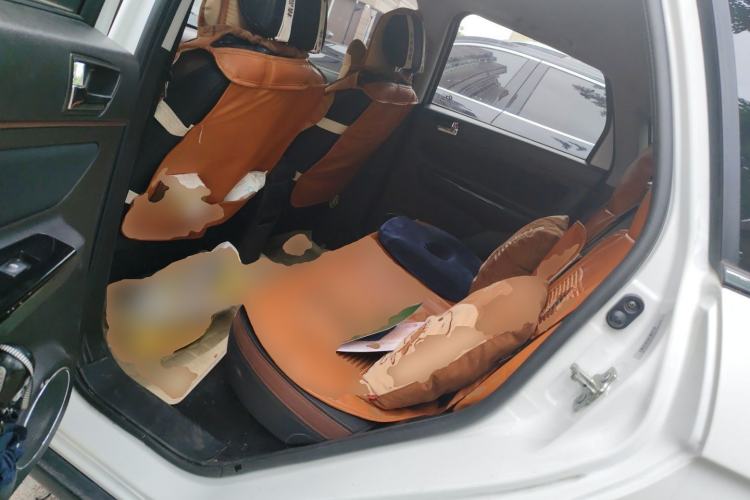 Used BAIC Changhe Q25 2016 1.5L Manual Lehui Edition Left Rear Seat