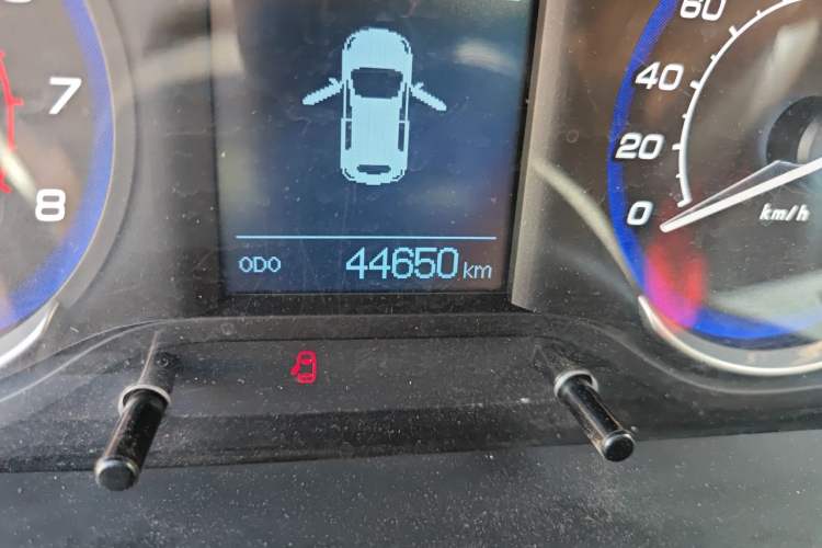 Used BAIC Changhe Q25 2016 1.5L Manual Lehui Edition Odometer Close Up
