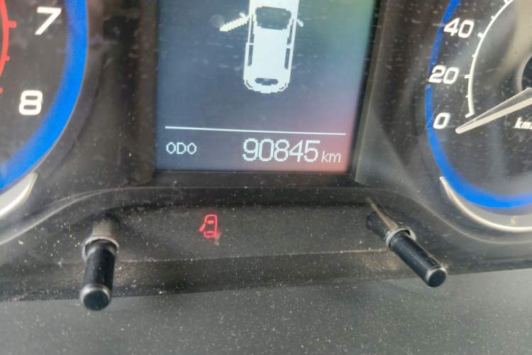 Used BAIC Changhe Q25 2016 1.5L Automatic Lehui Edition Odometer Close Up