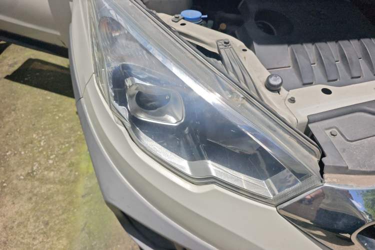 Used BAIC Changhe Q25 2016 1.5L Manual Fun Edition Right Front Headlight