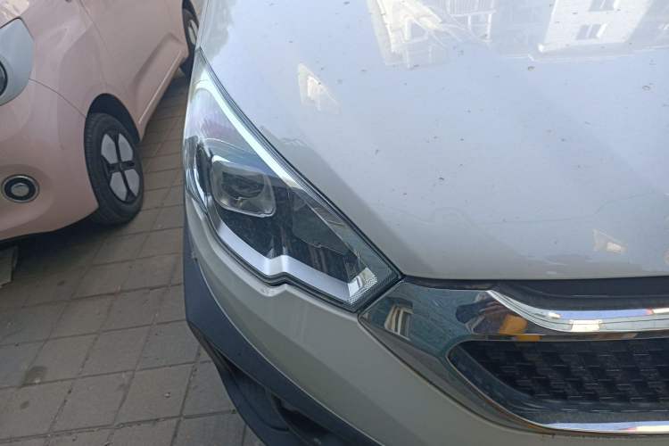 Used BAIC Changhe Q25 2016 1.5L Manual Fun Edition Right Front Headlight