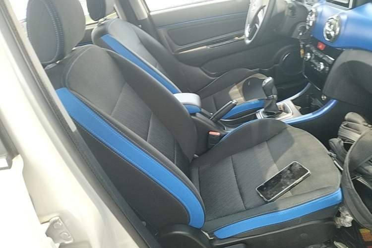 Used BAIC Changhe Q25 2016 1.5L Manual Lehui Edition Right Front Seat
