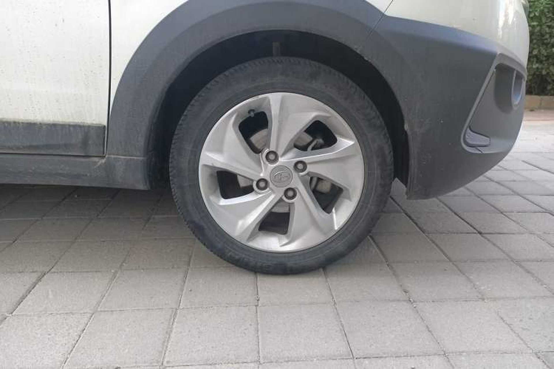 Used BAIC Changhe Q25 2016 1.5L Manual Fun Edition Right Front Wheel Hub