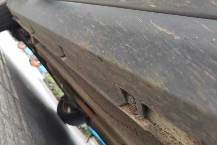 Used BAIC Changhe Q25 2016 1.5L Manual Fun Edition Right Side Sill