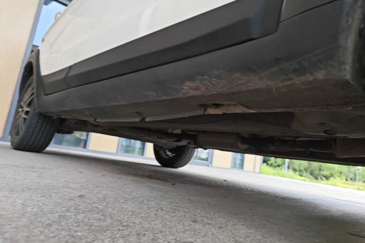 Used BAIC Changhe Q25 2016 1.5L Automatic Lehui Edition Right Side Sill