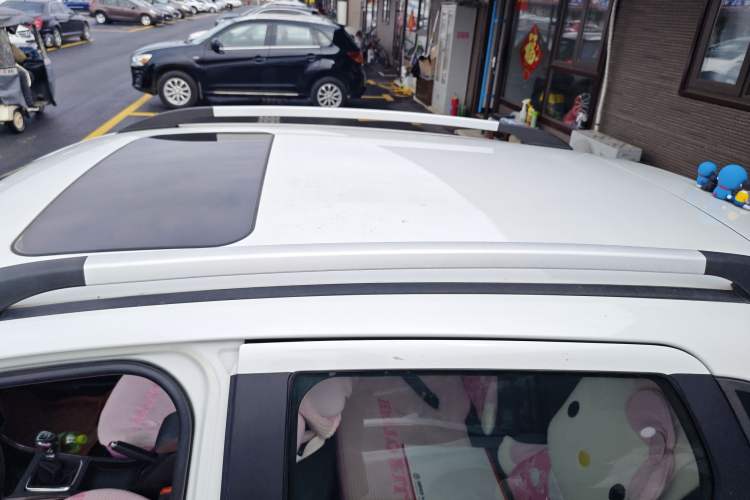 Used BAIC Changhe Q25 2016 1.5L Manual Lehui Edition Roof