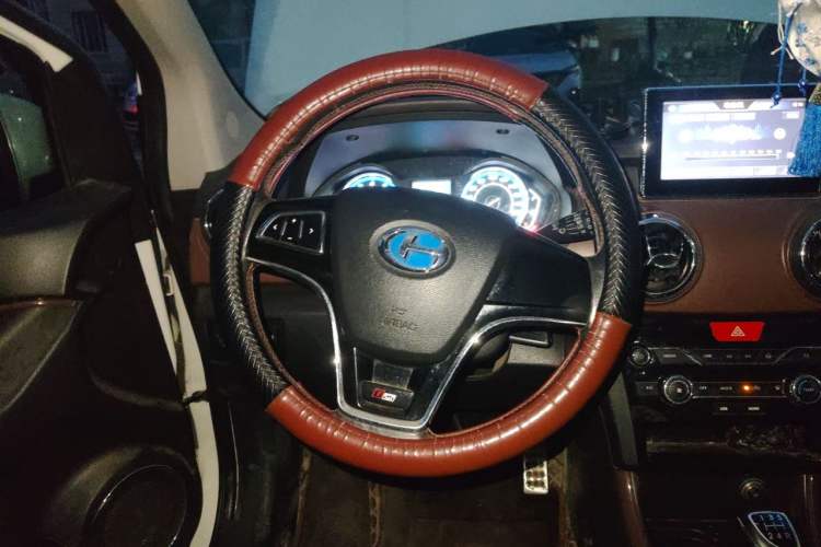 Used BAIC Changhe Q25 2016 1.5L Manual Lehui Edition Steering Wheel