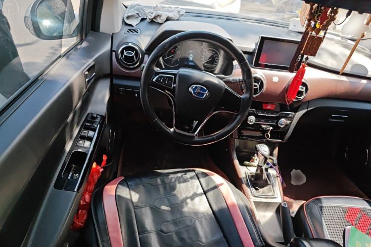 Used BAIC Changhe Q25 2016 1.5L Manual Lehui Edition Steering Wheel