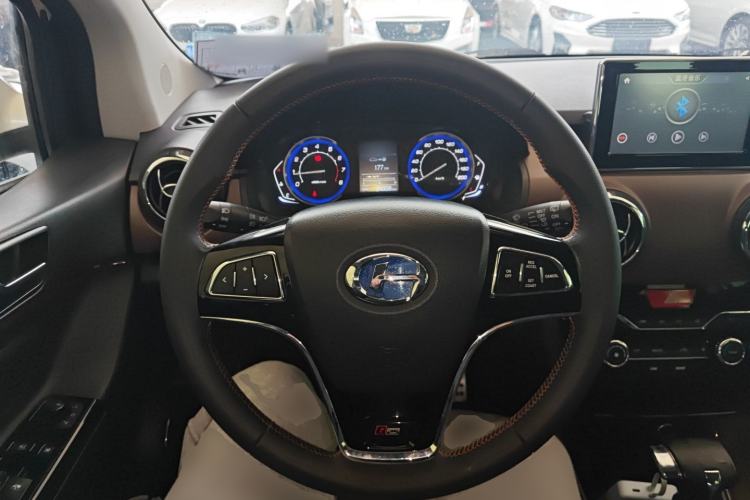 Used BAIC Changhe Q25 2016 1.5L Automatic Lehui Edition Steering Wheel