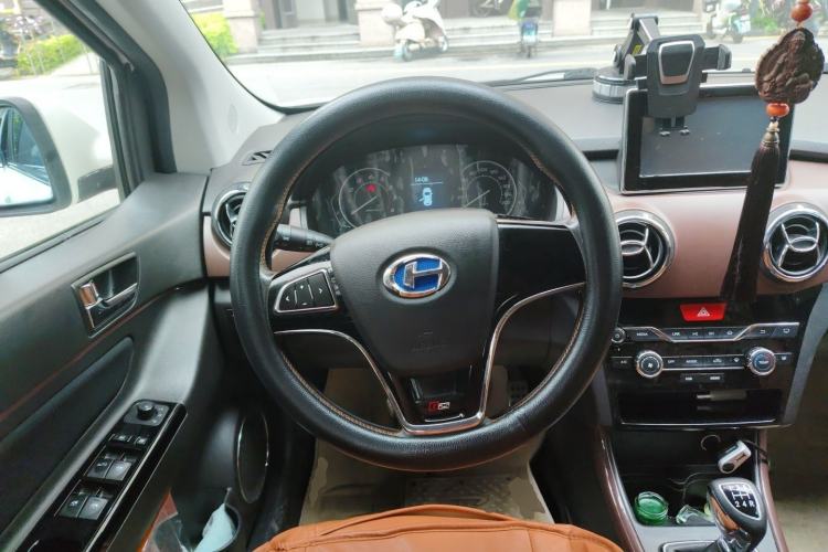 Used BAIC Changhe Q25 2016 1.5L Manual Lehui Edition Steering Wheel
