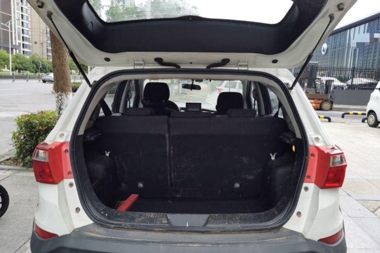 Used BAIC Changhe Q25 2016 1.5L Manual Fun Edition Trunk