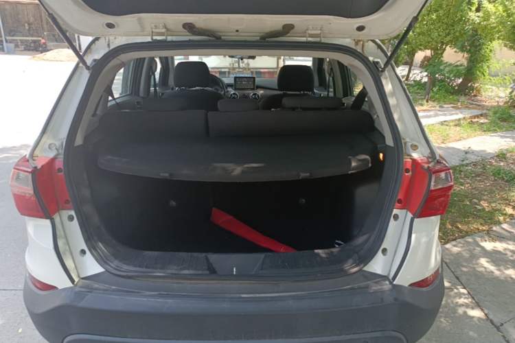 Used BAIC Changhe Q25 2016 1.5L Manual Fun Edition Trunk