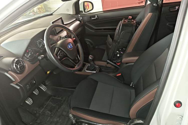 Used BAIC Changhe Q25 2017 1.5L Manual Fun Edition Left Front Seat