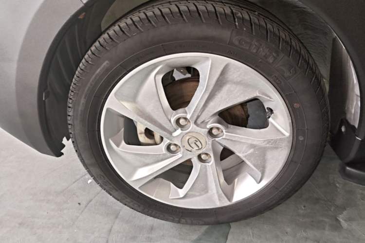 Used BAIC Changhe Q25 2017 1.5L Manual Fun Edition Left Front Wheel Hub