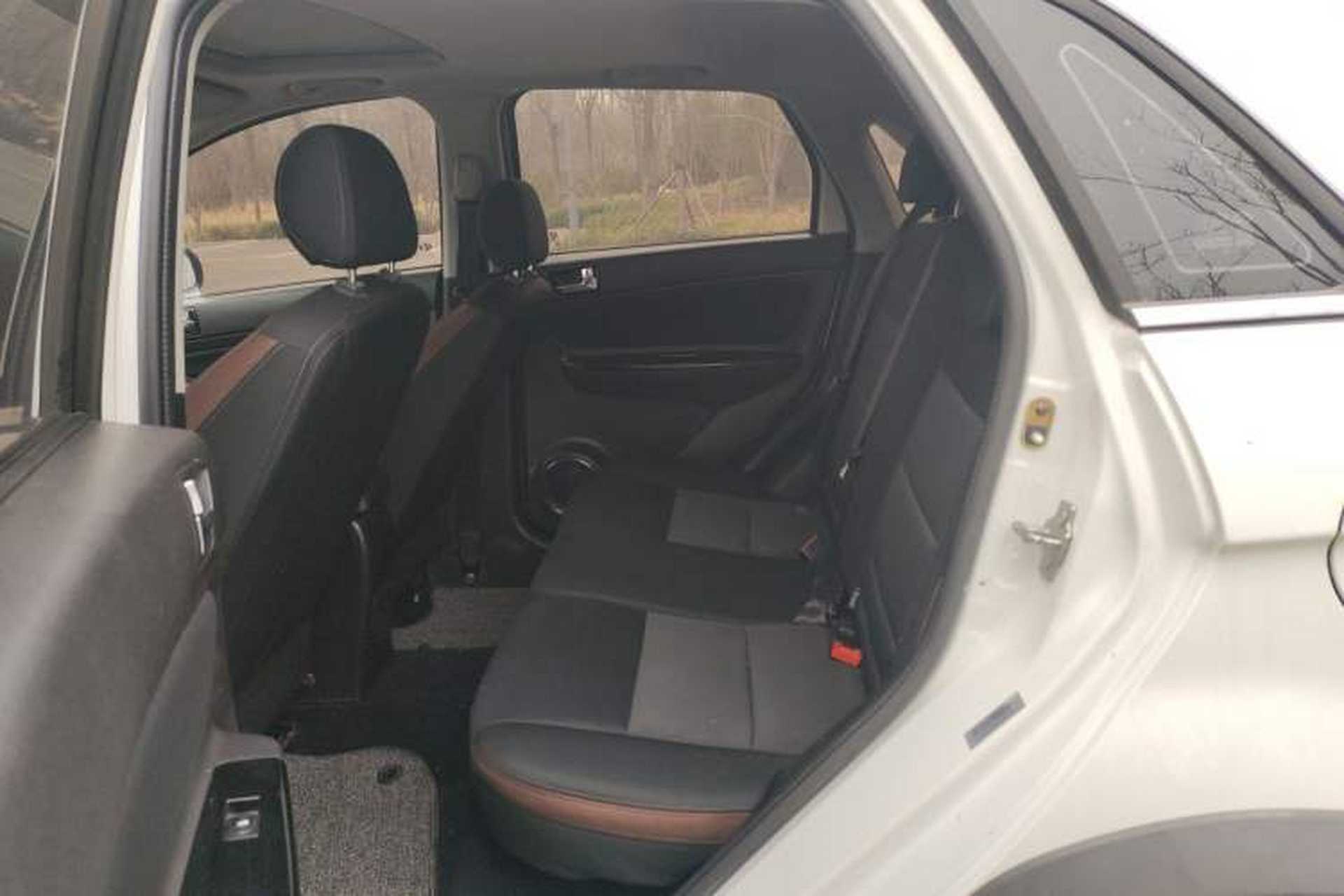 Used BAIC Changhe Q25 2017 1.5L Automatic Lehui Edition Left Rear Seat