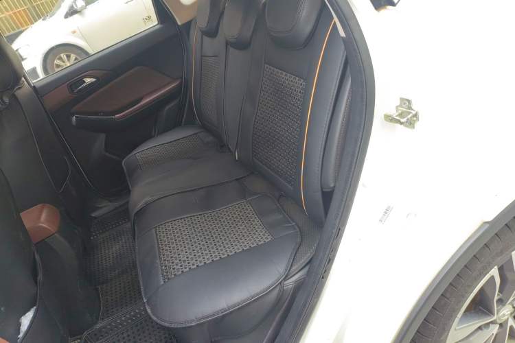 Used BAIC Changhe Q35 2018 1.5L Manual Smart Edition Interior 1