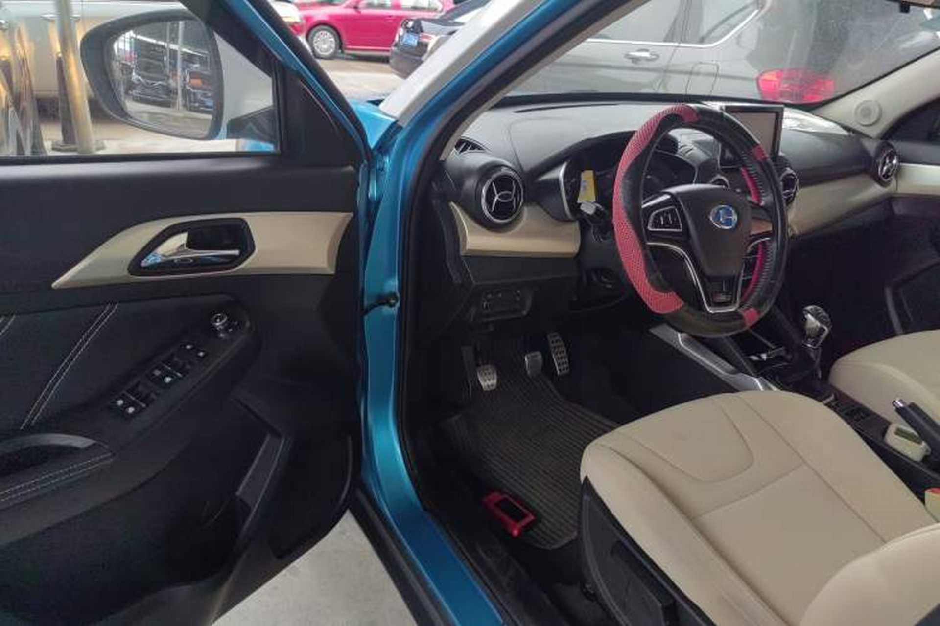 Used BAIC Changhe Q35 2016 1.5L Manual Cool Edition Driver Seat