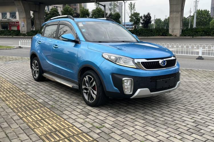 Used BAIC Changhe Q35 2016 1.5L Automatic Cool Edition Exterior 4